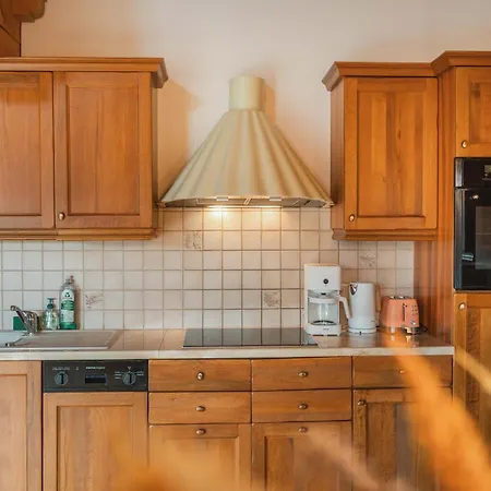 Ninni シャレー *